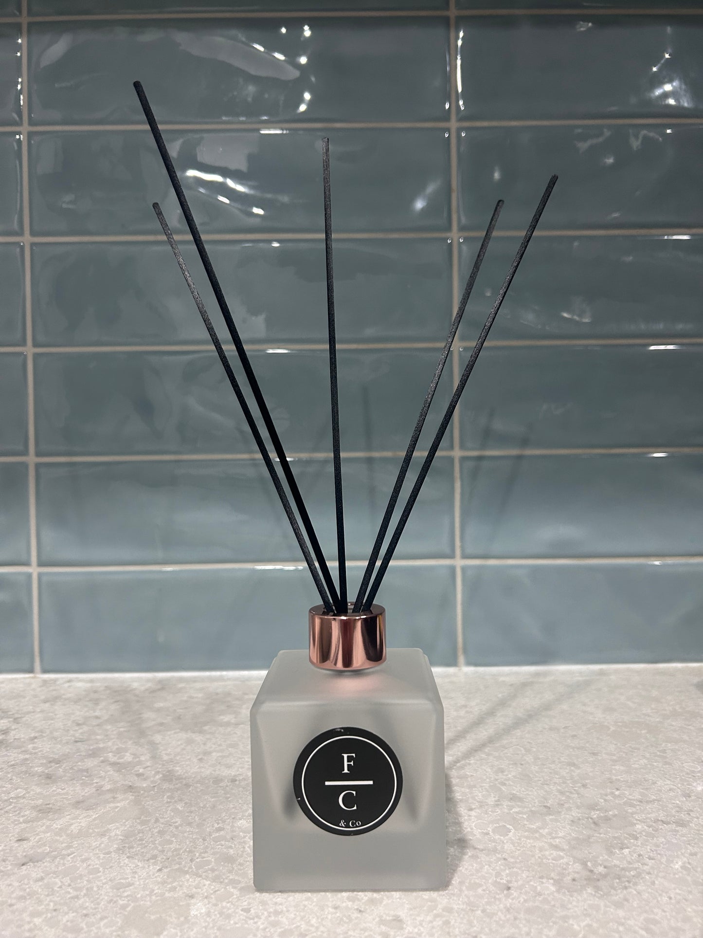 Reed diffuser - White frosted glass