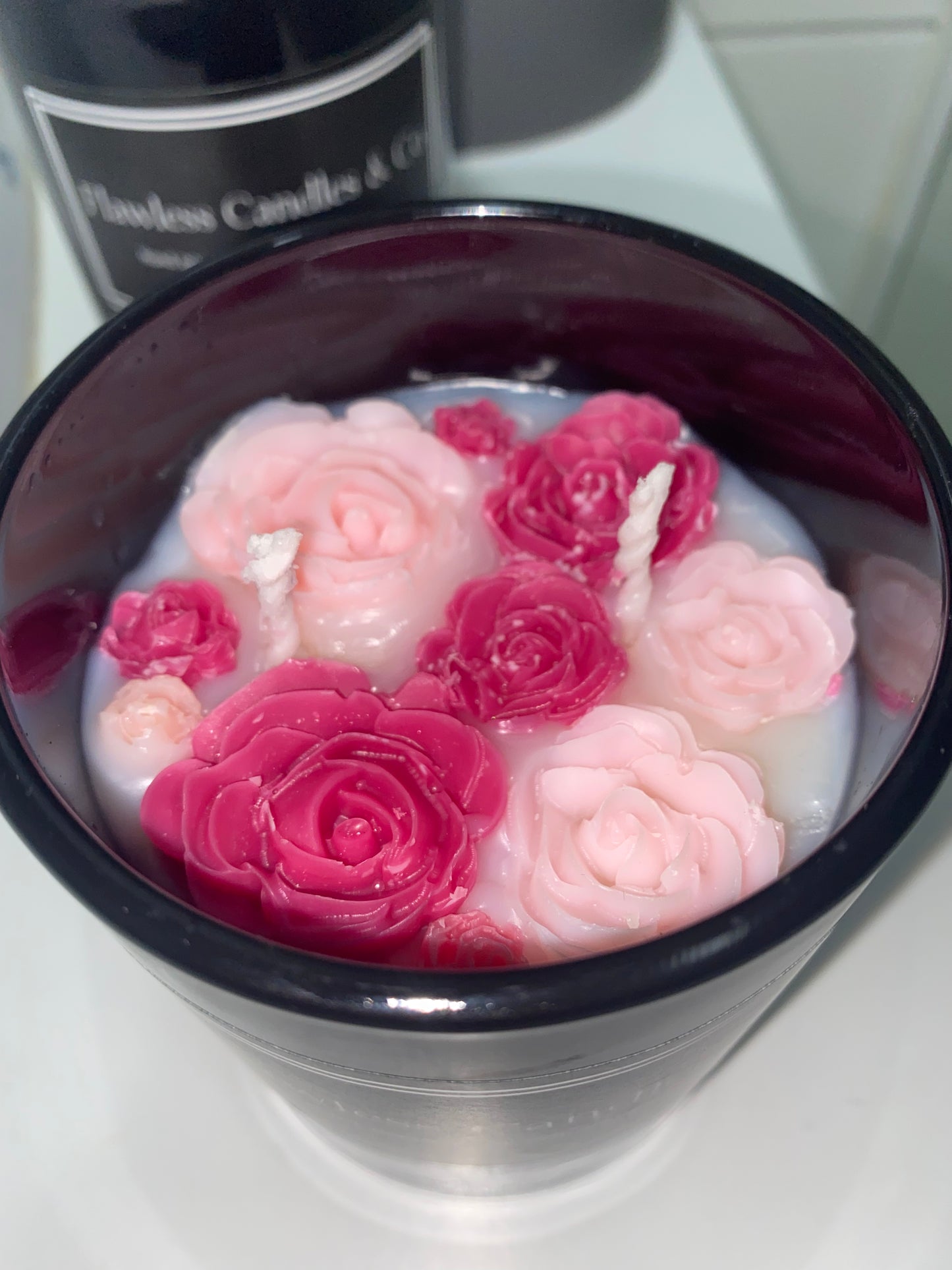 Large scented rose candle